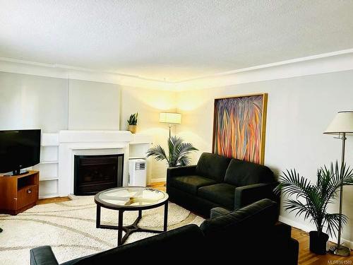 3080 Jacklin Rd, Langford, BC - Indoor Photo Showing Living Room With Fireplace