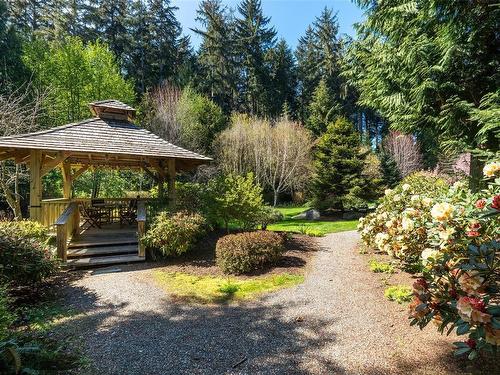 9263 Invermuir Rd, Sooke, BC - Outdoor With Backyard