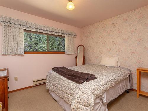 4455 Pollock Rd, Duncan, BC - Indoor Photo Showing Bedroom