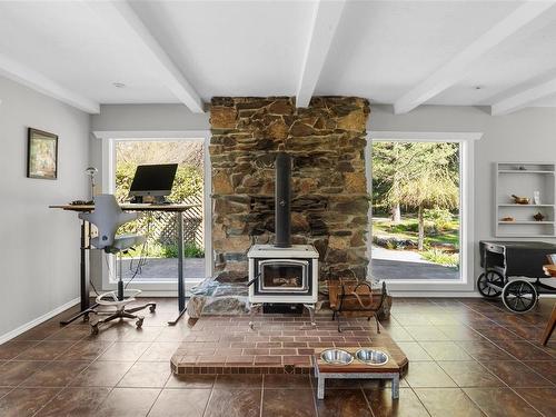 3935 Cowichan Lake Rd, Duncan, BC - Indoor With Fireplace