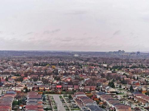 2206-4070 Confederation Pkwy, Mississauga, ON - Outdoor With View