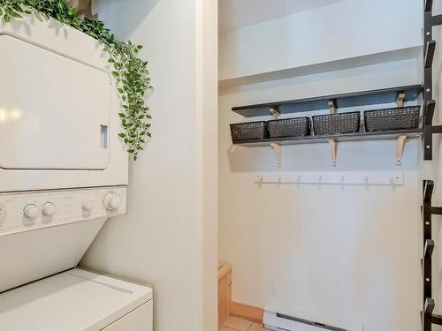 6-5015 Snowbird Way, Big White, BC - Indoor Photo Showing Laundry Room