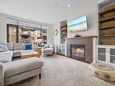 114-600 Sarsons Road, Kelowna, BC  - Indoor Photo Showing Living Room With Fireplace 