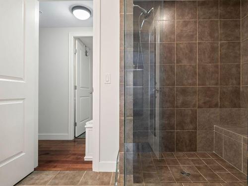 114-600 Sarsons Road, Kelowna, BC - Indoor Photo Showing Bathroom
