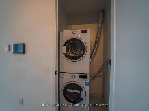 2911-5 Defries St, Toronto, ON - Indoor Photo Showing Laundry Room