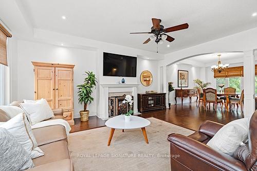 963 Toscana Pl, Mississauga, ON - Indoor Photo Showing Living Room With Fireplace
