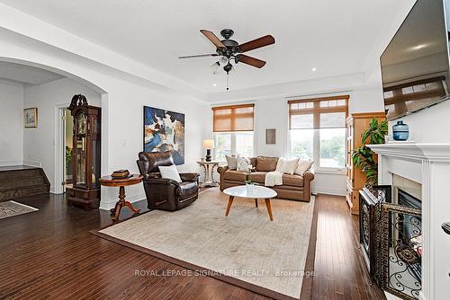 963 Toscana Pl, Mississauga, ON - Indoor Photo Showing Living Room