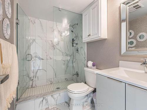 2504-3100 Kirwin Ave, Mississauga, ON - Indoor Photo Showing Bathroom
