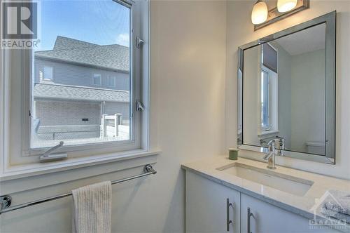 271 Fountainhead Drive, Orleans, ON - Indoor Photo Showing Bathroom