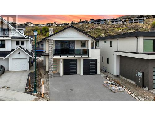 5541 Foothill Court, Kelowna, BC - Outdoor With Facade