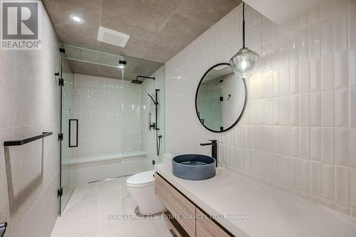 3378 Stocksbridge Ave, Oakville, ON - Indoor Photo Showing Bathroom