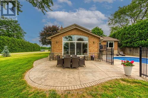 861 Centre Road, Hamilton, ON - Outdoor With In Ground Pool