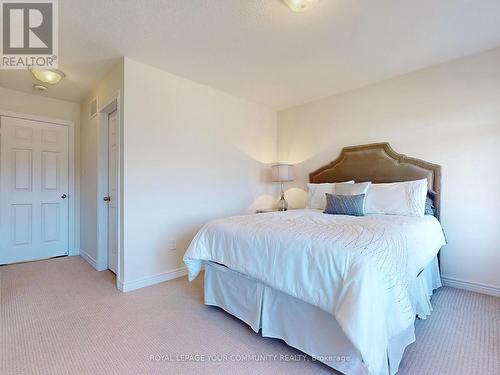 141 Dundas Way, Markham, ON - Indoor Photo Showing Bedroom