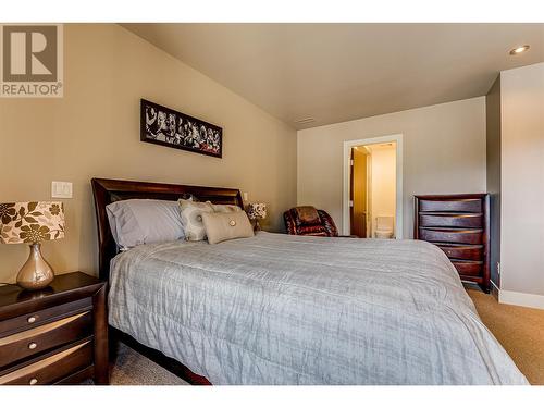 326 Mara Lake Lane Unit# 502, Sicamous, BC - Indoor Photo Showing Bedroom