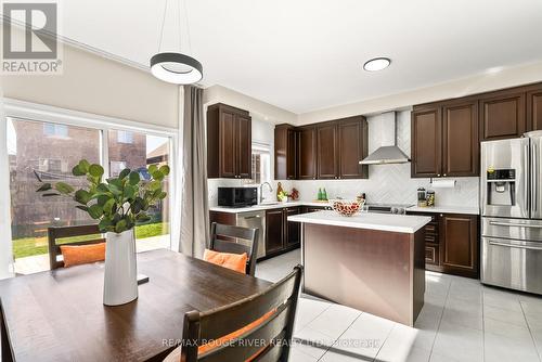 10 Campview St, Whitby, ON - Indoor Photo Showing Kitchen