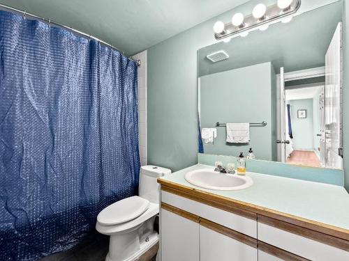 7-1876 Tranquille Rd, Kamloops, BC - Indoor Photo Showing Bathroom
