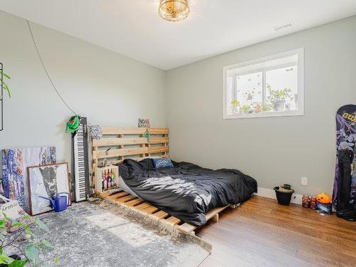369 Rue Cheval Noir, Kamloops, BC - Indoor Photo Showing Bedroom