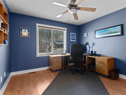2084 Highland Place, Kamloops, BC - Indoor Photo Showing Office