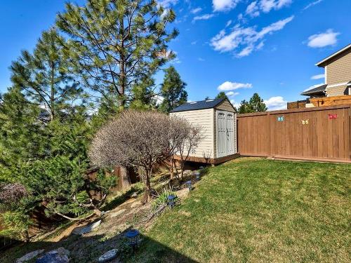 2084 Highland Place, Kamloops, BC - Outdoor