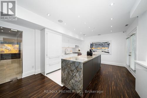 142 Upper Canada Dr, Toronto, ON - Indoor Photo Showing Other Room