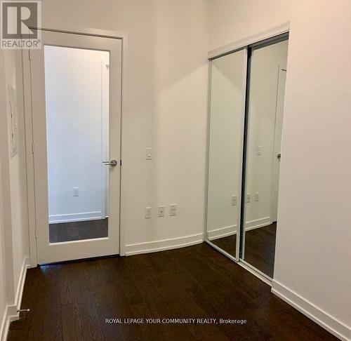 #2407 -1 Yorkville Ave, Toronto, ON - Indoor Photo Showing Other Room