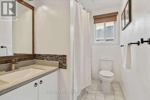 62 Summerset Drive, Barrie, ON - Indoor Photo Showing Bathroom