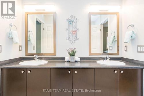 36 Royal Park Blvd, Barrie, ON - Indoor Photo Showing Bathroom