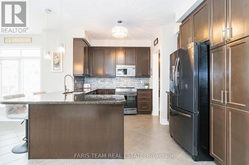 36 Royal Park Blvd, Barrie, ON - Indoor Photo Showing Kitchen With Upgraded Kitchen