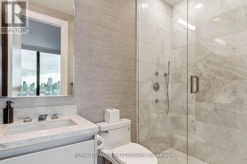 #3402 -200 Cumberland St, Toronto, ON - Indoor Photo Showing Bathroom