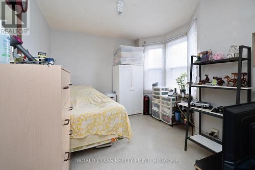 623 Ossington Ave, Toronto, ON - Indoor Photo Showing Bedroom