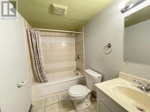 590 Mcbean Avenue, Newmarket, ON - Indoor Photo Showing Bathroom