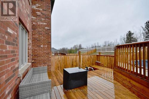 1960 Mcneil St, Innisfil, ON - Outdoor With Deck Patio Veranda With Exterior