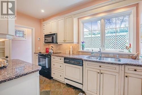 30 Johnson St, Markham, ON - Indoor Photo Showing Kitchen With Double Sink