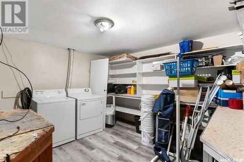 803 Wilson Crescent, Saskatoon, SK - Indoor Photo Showing Laundry Room