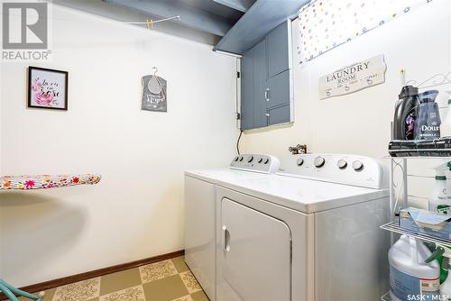 214 Nahanni Drive, Saskatoon, SK - Indoor Photo Showing Laundry Room