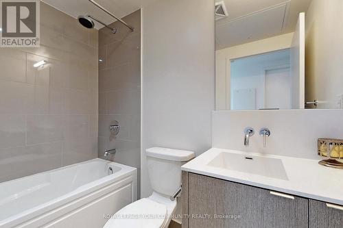 #2707 -88 Harbour St, Toronto, ON - Indoor Photo Showing Bathroom
