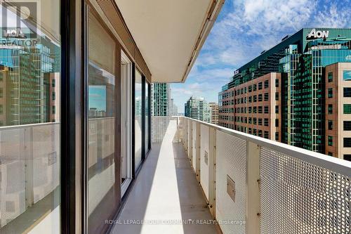 #2707 -88 Harbour St, Toronto, ON - Outdoor With Balcony With Exterior