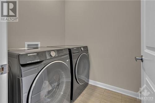 573 Winterset Road, Kanata, ON - Indoor Photo Showing Laundry Room