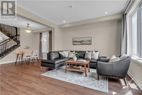 573 Winterset Road, Kanata, ON - Indoor Photo Showing Living Room