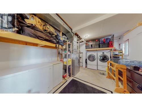 30 Finch Crescent, Osoyoos, BC - Indoor Photo Showing Laundry Room