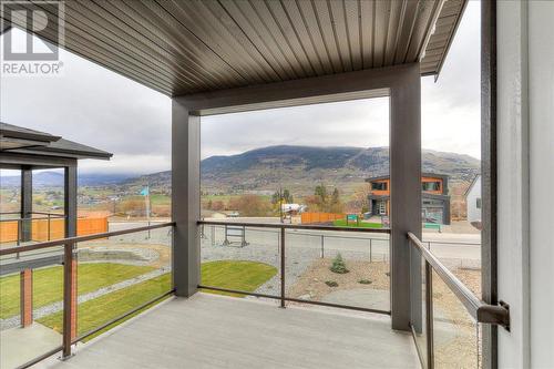 309 Arrowleaf Rise, Coldstream, BC - Outdoor With View With Exterior