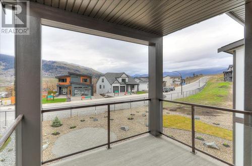 309 Arrowleaf Rise, Coldstream, BC - Outdoor With Exterior