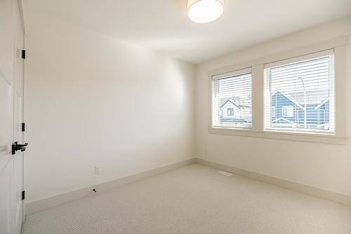 19767 75A Avenue, Langley, BC - Indoor Photo Showing Other Room