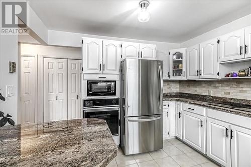 1202 Dew Drop, Sudbury, ON - Indoor Photo Showing Kitchen