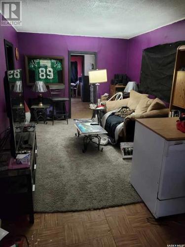 5300 Dewdney Avenue, Regina, SK - Indoor Photo Showing Bedroom