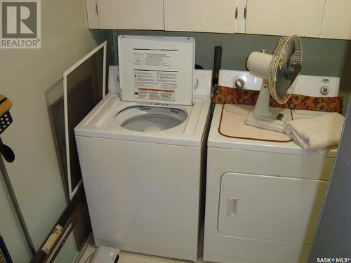 106 Reed Street, Morse, SK - Indoor Photo Showing Laundry Room