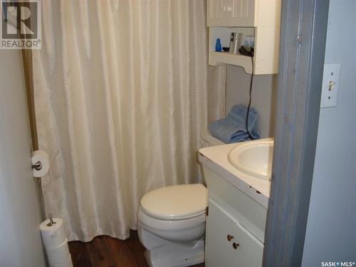 106 Reed Street, Morse, SK - Indoor Photo Showing Bathroom