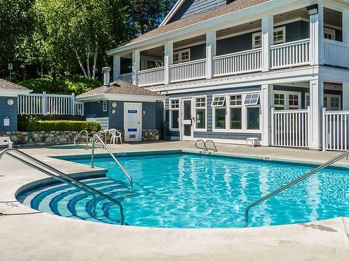 1272 Gabriola Dr, Parksville, BC - Outdoor With In Ground Pool