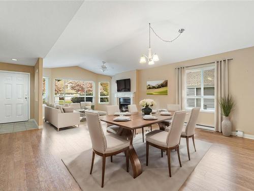 1272 Gabriola Dr, Parksville, BC - Indoor Photo Showing Dining Room