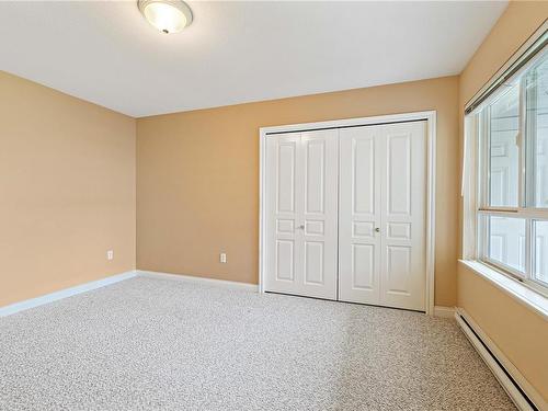 1272 Gabriola Dr, Parksville, BC - Indoor Photo Showing Other Room